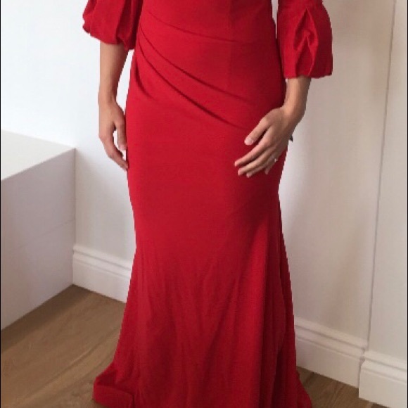 Red evening dress Js collection - Picture 3 of 3